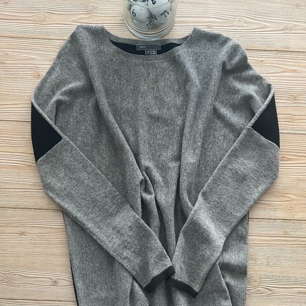 Vince Cashmere Black Colorblock Sweater – Size Small – Classic & Chic